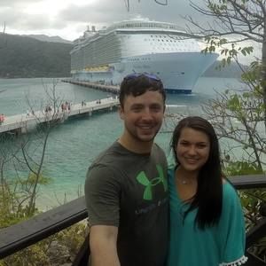 Meet your Posher, Felicia